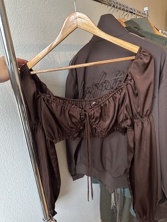 Braunes H&M Oberteil, Grösse M – Neuwertig!