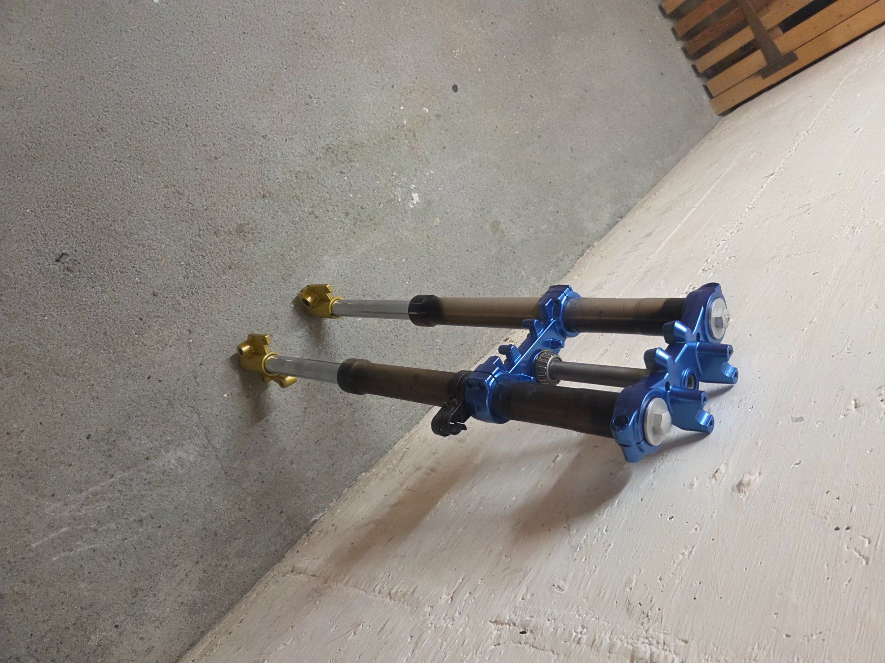 Mofas: Gabel motorrader yamaha dt – Gebraucht aus bad ragaz von car_bw6x 1