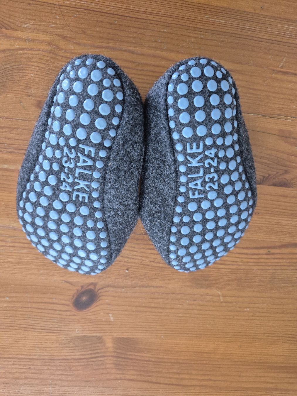 Scarpe per ragazzi: Falke Cosyshoe Grösse 23/24 – Usato da Urdorf venduto da sulsenad 1