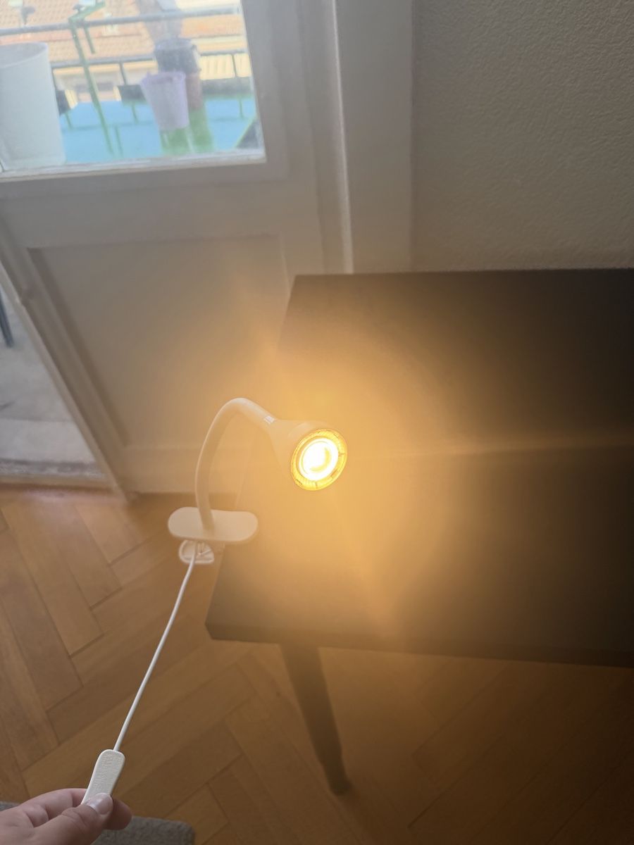 Lampes: Lampe de bureau – D'occasion à Lausanne par antho_vvrl 1