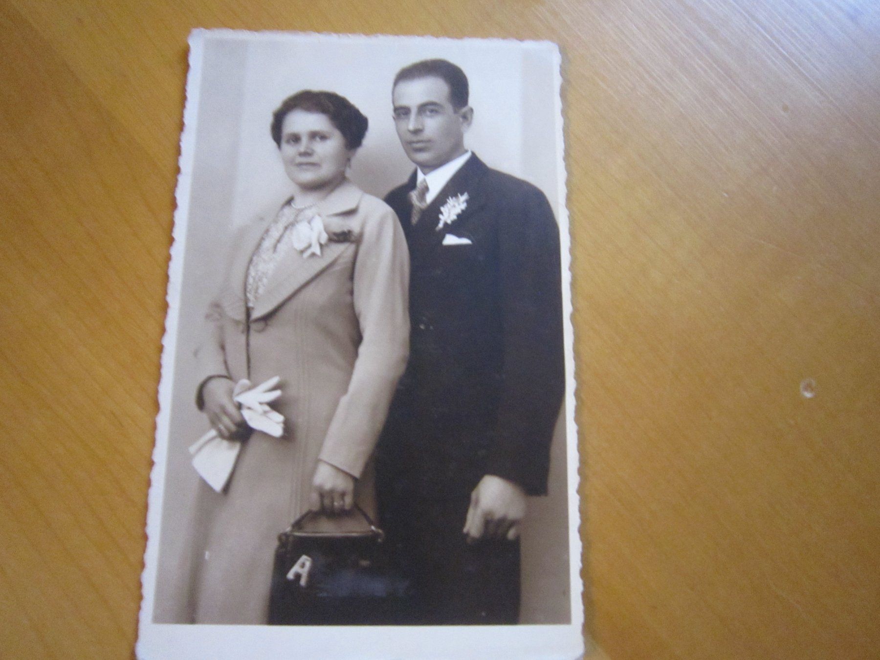 Cartoline postali: No 3 Postkarte Paar – Usato da Gordola venduto da Polentaefung