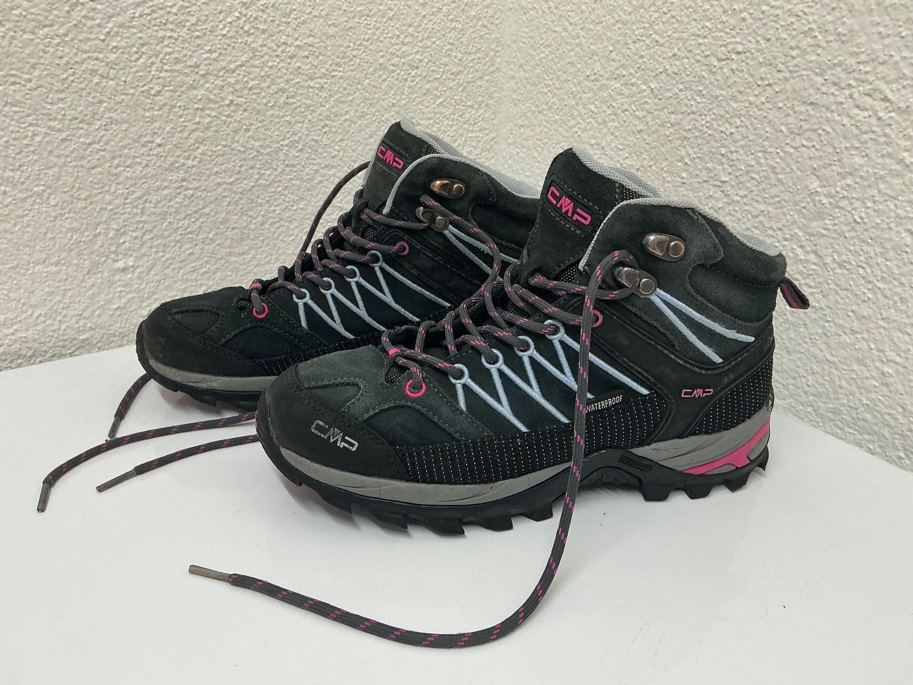 CMP Chaussures femmes: CMP Campagnolo Rigel WP Wanderschuhe Trekkingschuhe - Gr.39 – D'occasion à Siebnen par mac_8tmv