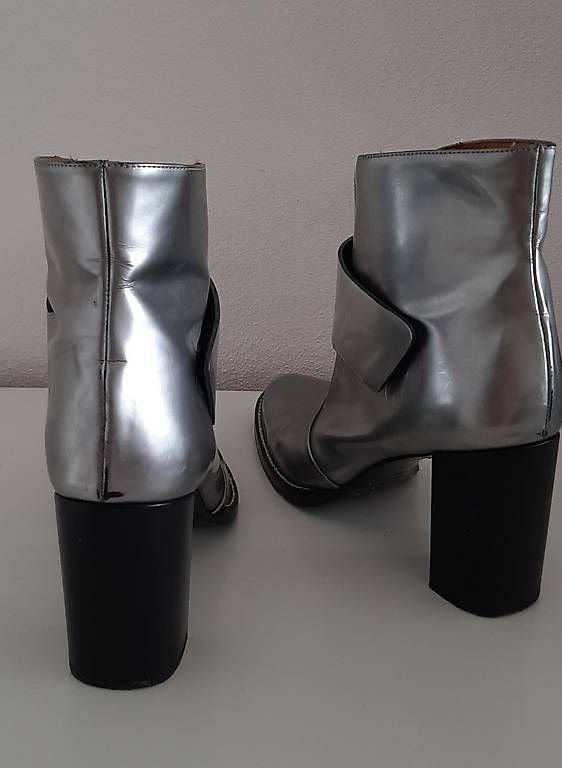 Scarpe da donna: Coole silberne Stiefeletten mit Blockabsatz, Grösse 38 – Usato da Uster venduto da kgw78 2