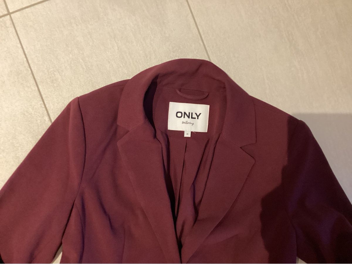 Only Giacche: ONLY Blazer, Grösse M – Usato da Cham venduto da Lanza08 1