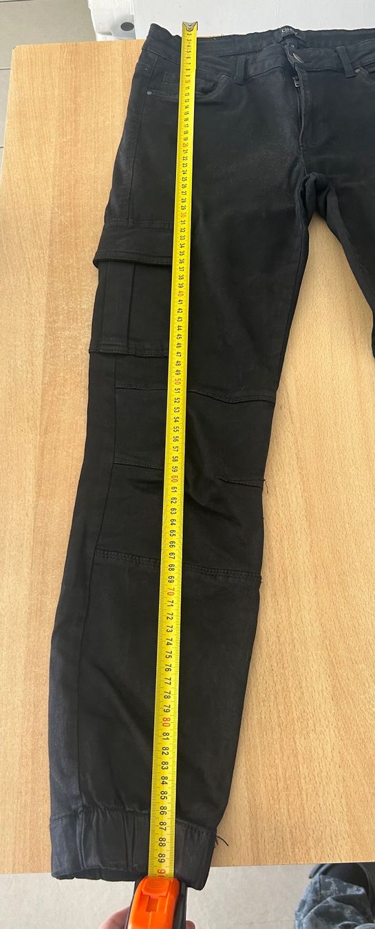 Only Jeans: Jeans cargo – Usato da Bellinzona venduto da RossoScarlatto 6