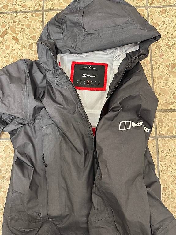 Giacche: Berghaus MTN Guide Alpha Jacket - NEU Grösse M – Nuovo (secondo la descrizione) da Schaffhausen venduto da corimuel1985 4