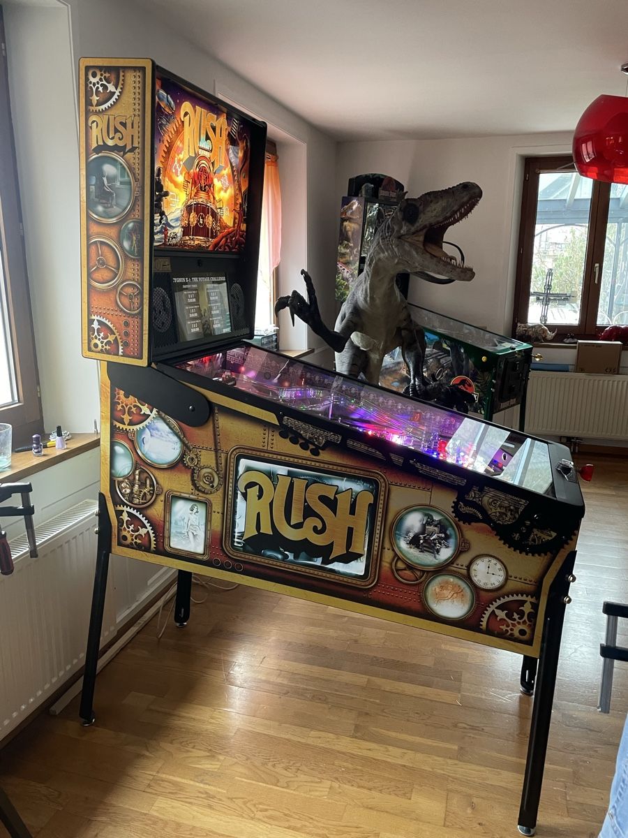 Stern Pinball Flipper: Je vends flipper stern rush LE avec quelque mod – Usato da Les Brenets venduto da serialdrink 1
