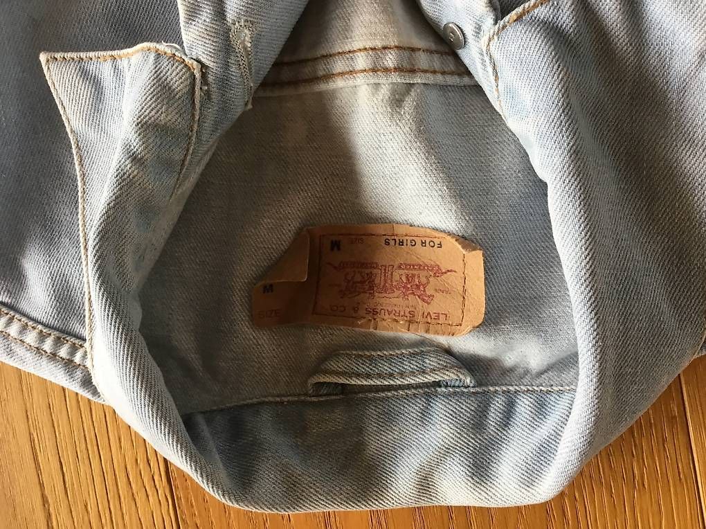 Levi's Giacche: Jeansjacke von Levis Gr. M hellblau – Usato da Büren zum Hof venduto da patrick2505 1