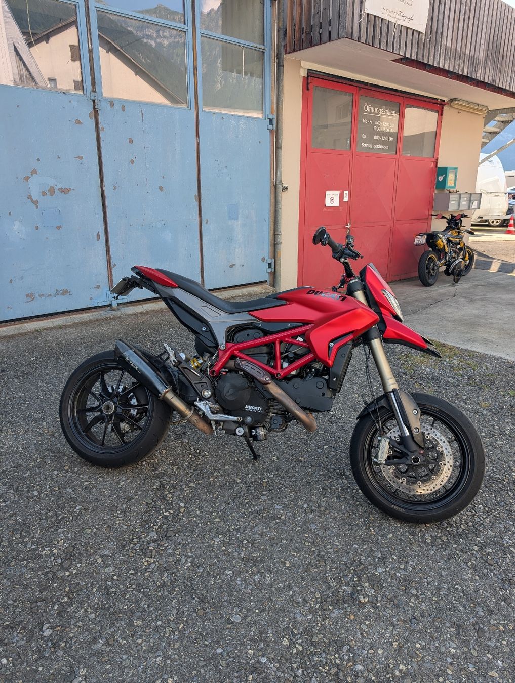 Ducati Strada: hypermotard 821 – Usato da Seedorf UR venduto da Michi3683 1