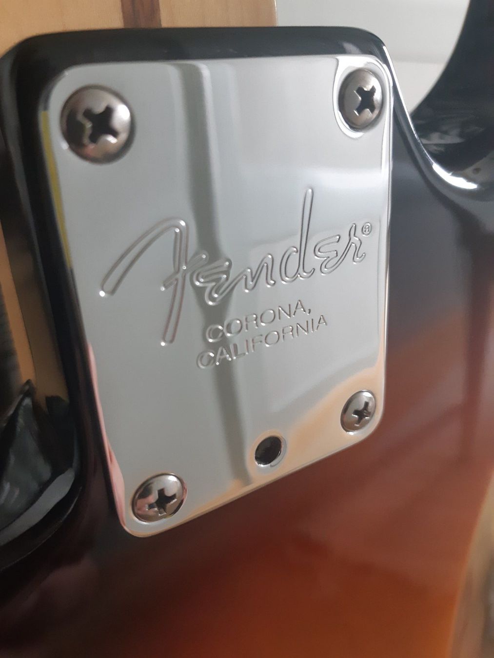 Fender Strumenti musicali: Fender Stratocaster American Standard mit Koffer – Usato da Stäfa venduto da alb_xjq7 3