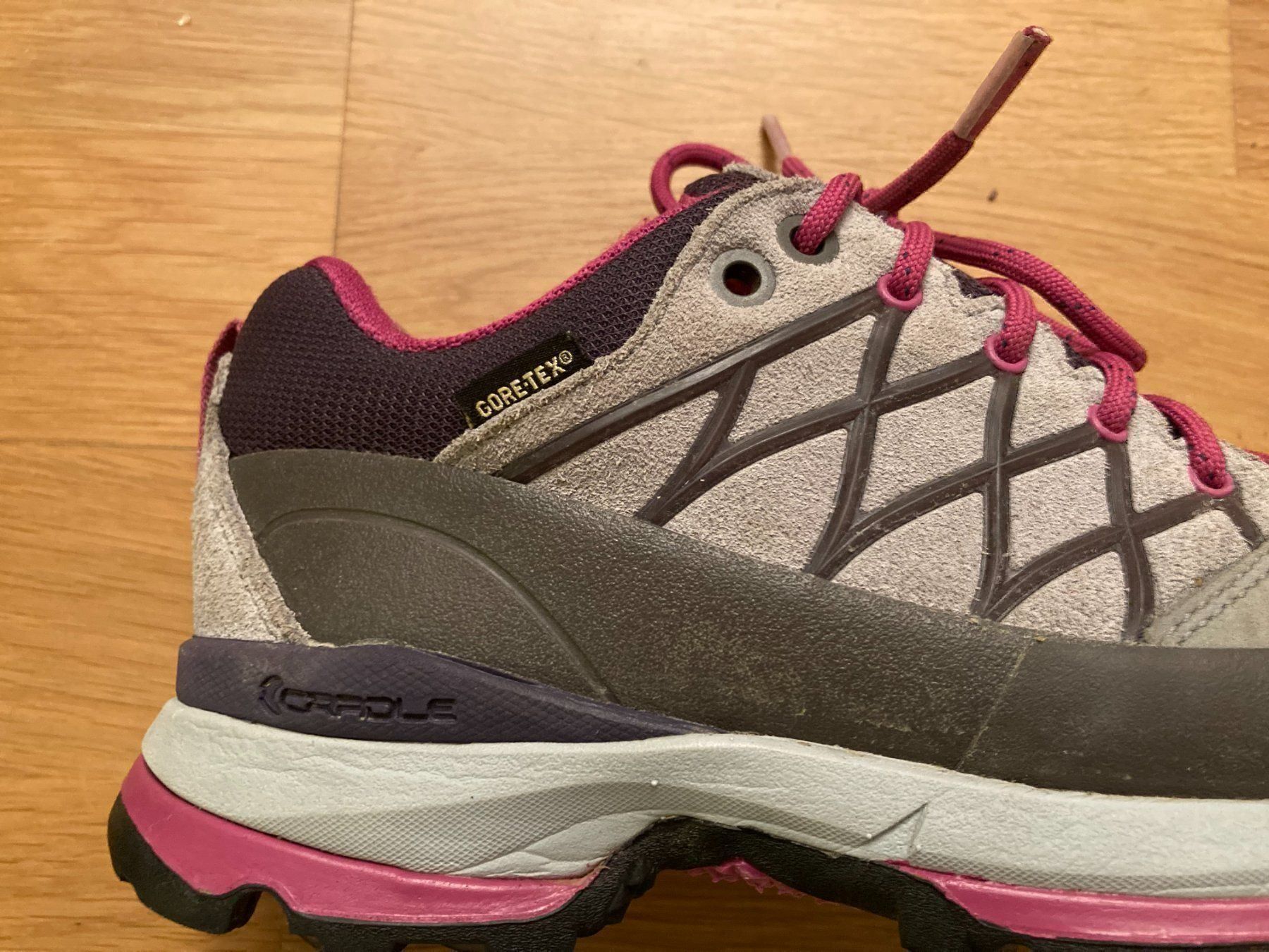 North Face Scarpe da donna: The North Face Damen Wanderschuhe 37.5 – Usato da Luzern venduto da AM2nd 4