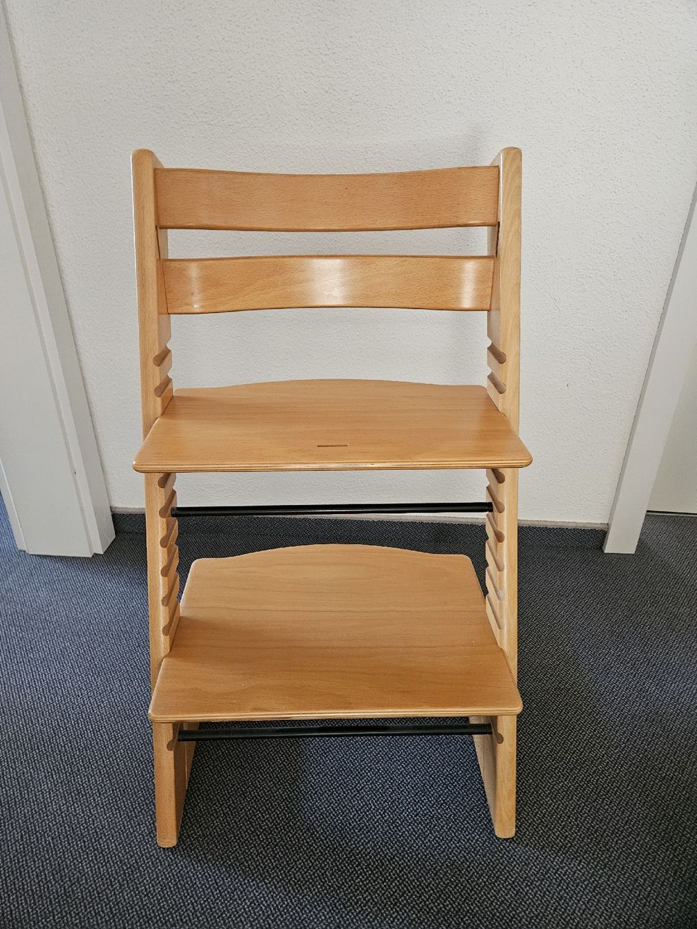 Stokke Seggioloni: Tripp Trapp Stokke mit Tisch – Usato da Zuzwil SG venduto da Nanzel0 2