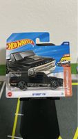 Hot Wheels '67 Chevy C10 schwarz 