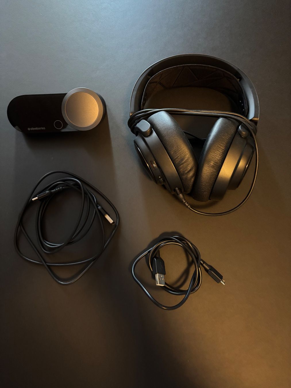 Steelseries Kopfhörer: SteelSeries Arctis Nova Pro mit digitec Garantie 10.11.27 – Gebraucht aus Zürich von ctrl-x 1