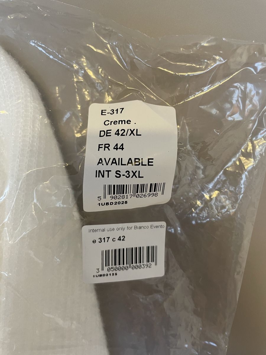 Bolero: Wunderschöne Brautjacke in Ivory, Gr. XL – Nuovo (secondo la descrizione) da Uster venduto da Drumfa_55 1