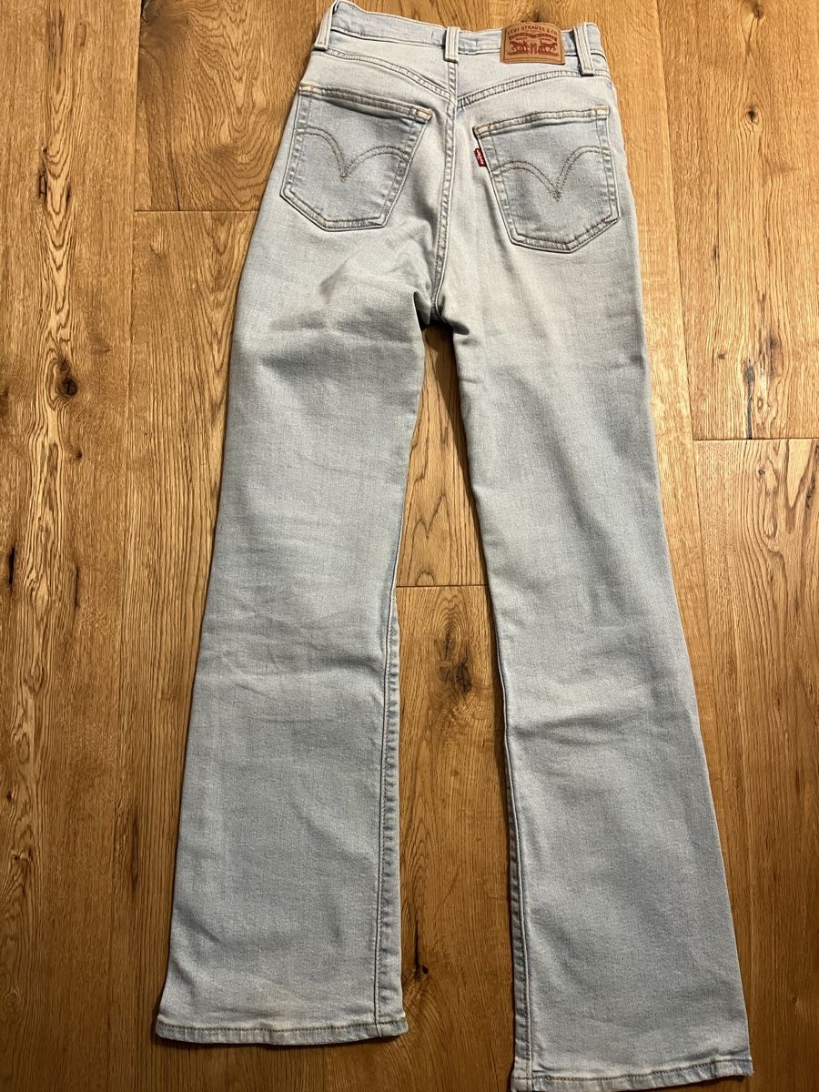 Levi's Jeans: Levi's Jeans – Neuf (Voir description) à St. Gallen par lua_7j7m 3