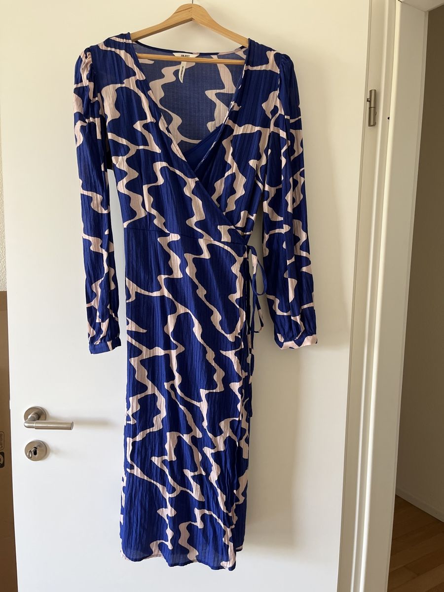 Vestiti: Sommer Wickelkleid – Nuovo (secondo la descrizione) da Allschwil venduto da MaloseS08