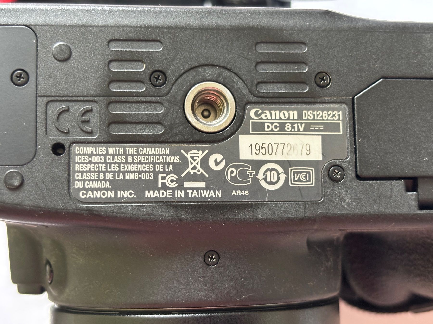 Canon Kamera: Canon Digitalkamera DS126231 – Defekt aus Wangen b. Olten von oldies6 4