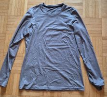 Graues Langarmshirt Grösse M