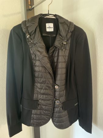 Airfield Damen Jacke schwarz mit Steppung Grösse 38/40