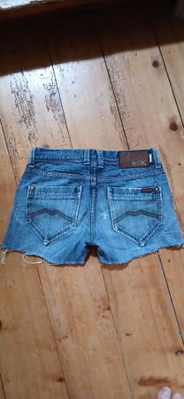 Jeansshorts Damen Grösse S Used Look guter Zustand