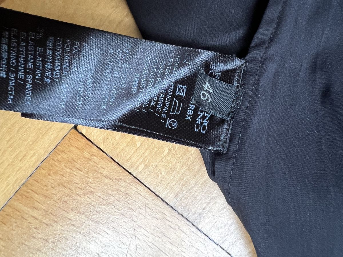 Ermanno Scervino Top: Ermanno Scervino Schwarzes Spitzen-Top de 40/IT46 – Usato da Zürich venduto da angielmora 5