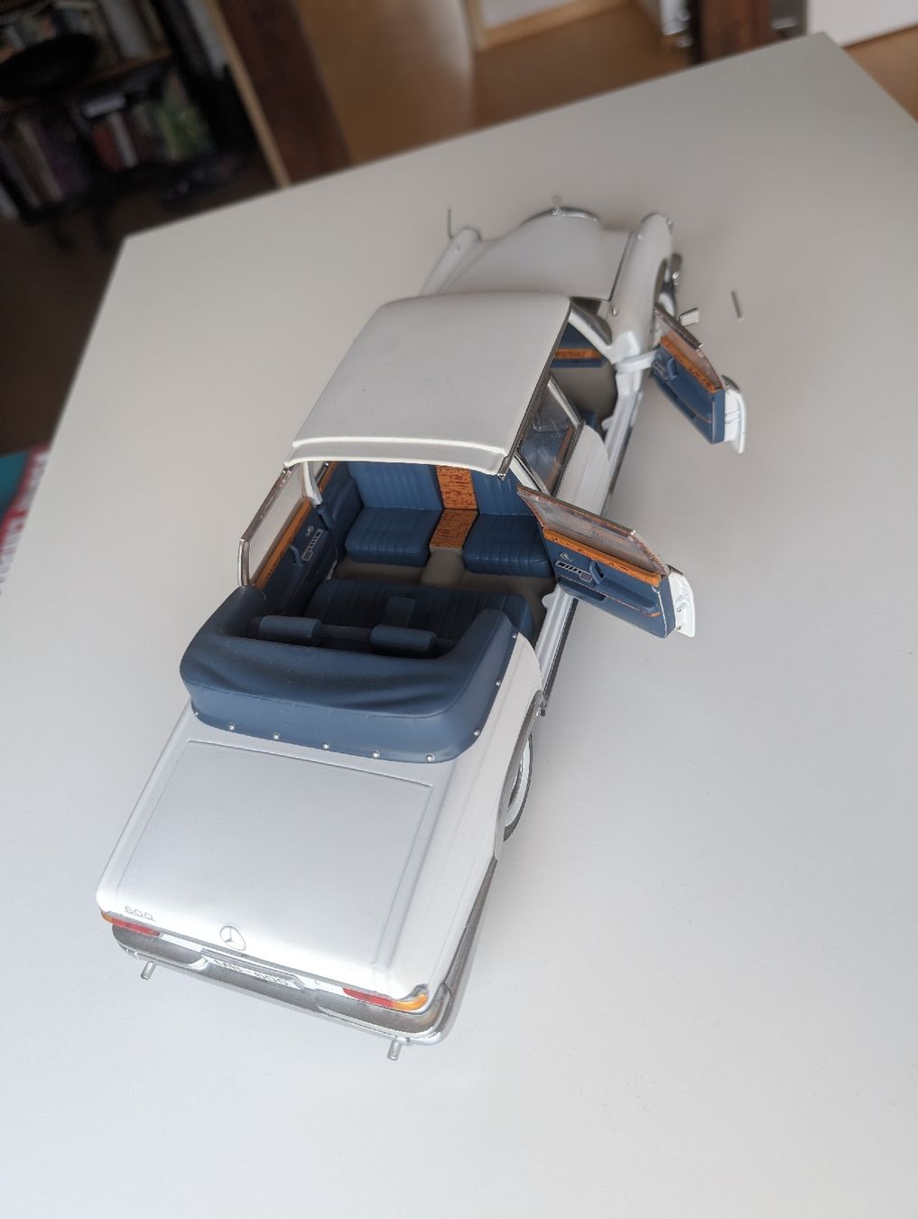 Mercedes-Benz Modellini d'auto: Mercedes 600 W100 1:18 Sunstar – Difettoso da Sulzbach venduto da MercedesV8 3