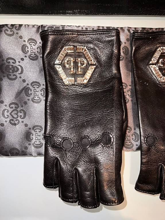 Handschuhe & Handstulpen: Philipp Plein guanti in pelle – Gebraucht aus Mendrisio von esthetic111 1