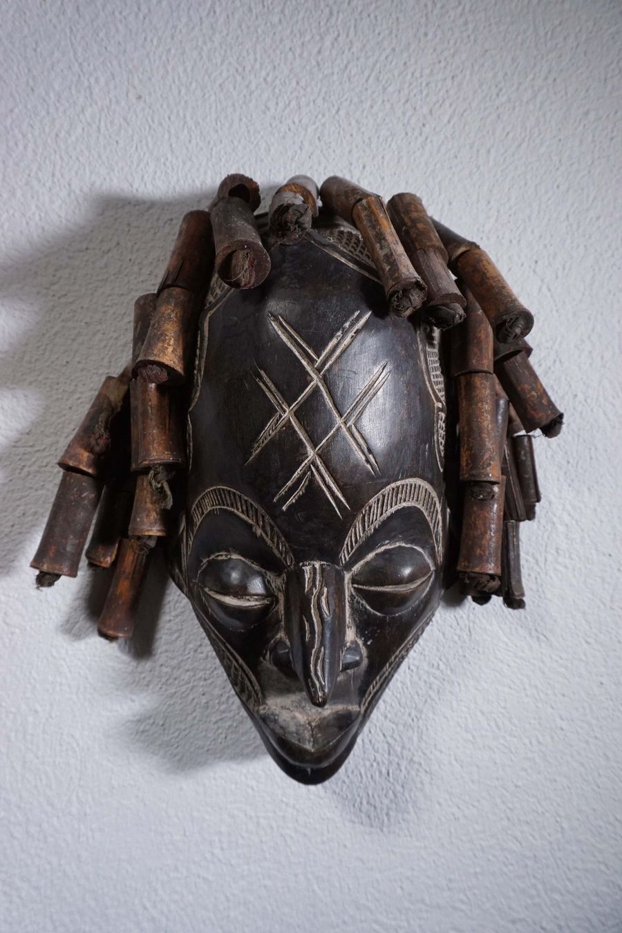 Masken: Holzmasken, afrikanischer(?) Stil – Gebraucht aus St. Gallen von Acer0110 5