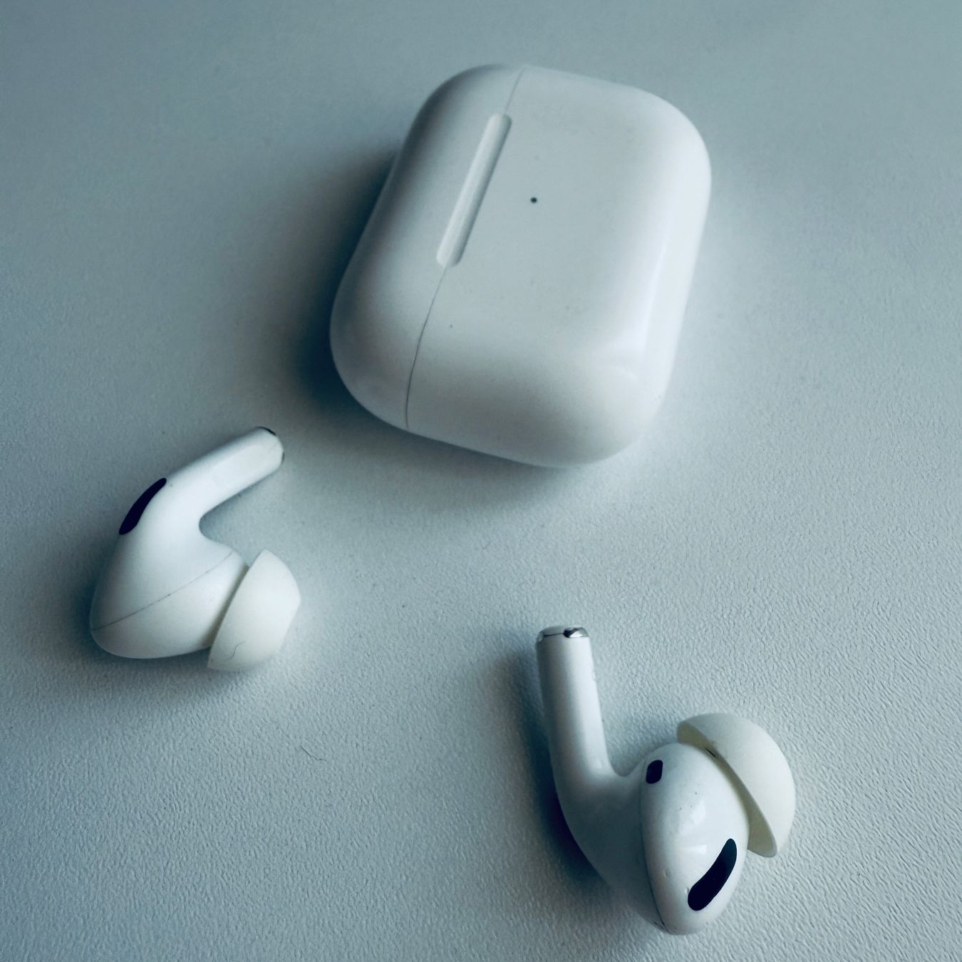 Apple Kopfhörer: Original Apple AirPods Pro 1 Gen. mit Wireless Case – Gebraucht aus Basel von MY.AIRPODS.SHOP 5