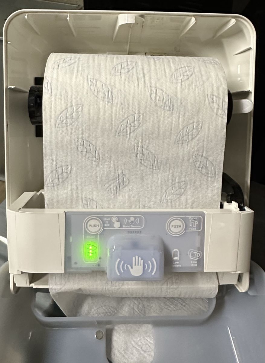 Portasciugamani: Tork Papierhandtuchspender Sensor gebraucht – Usato da Pieterlen venduto da kra_s8rv 4