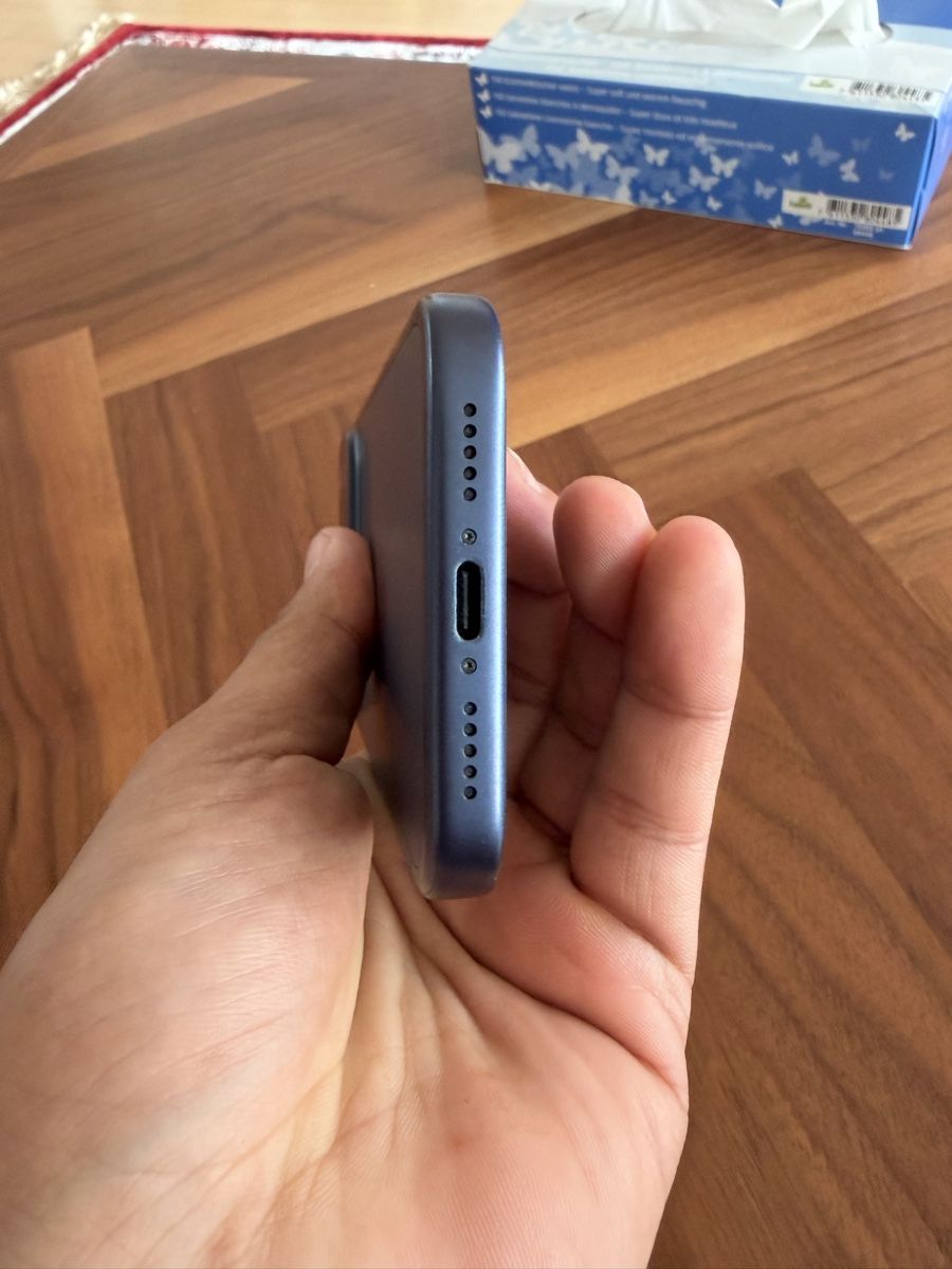 Apple Telefoni cellulari / Smartphones: Apple iphone 17 pro 256 GB – Usato da Jona venduto da Dilara-gz 7