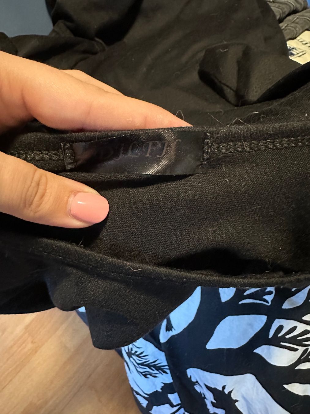 Robes: Damenkleid schwarz Grösse S – D'occasion à Schaan par Hermine2018 2