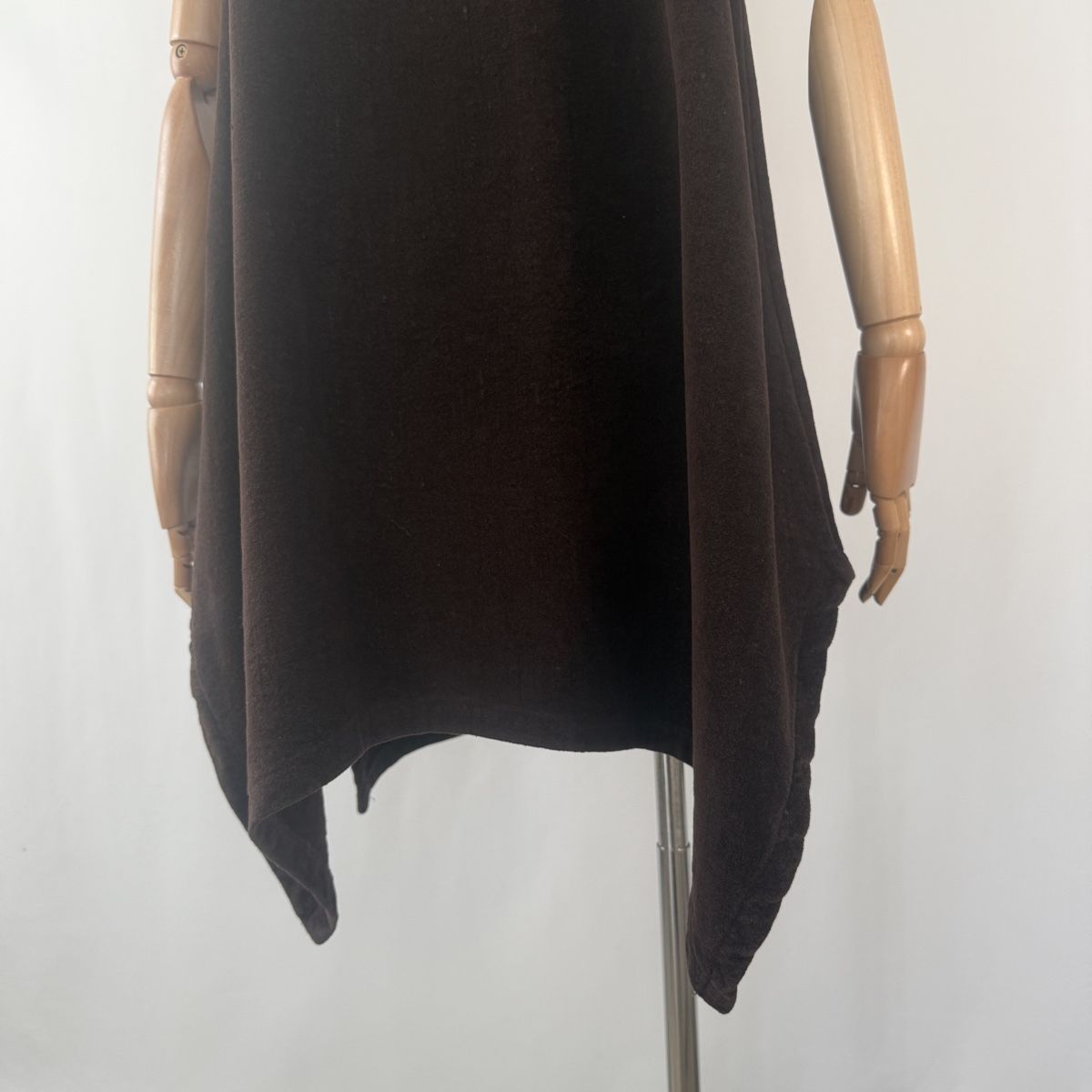 Grizas Kleider: GRIZAS Velvet Dress – Gebraucht aus Freienbach von Avviivva_Shop 4