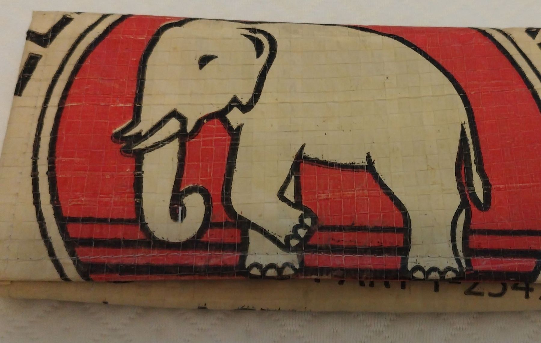 Portafogli: Portemonnaie Elefant Brand – Nuovo e nell'imballaggio originale da Flawil venduto da twin622