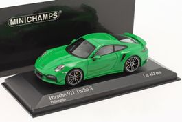 Porsche 911 / 992 Turbo S seit 2020 Pythongrün      1:43