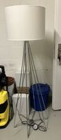 Stehlampe 