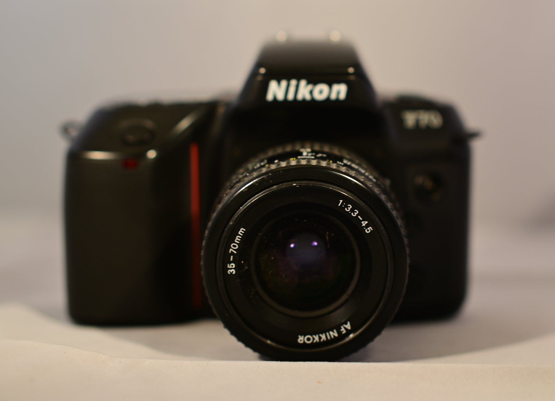 Nikon Kamera: Nikon F70 mit Objektiv – Gebraucht aus Uster von Stoessda 3