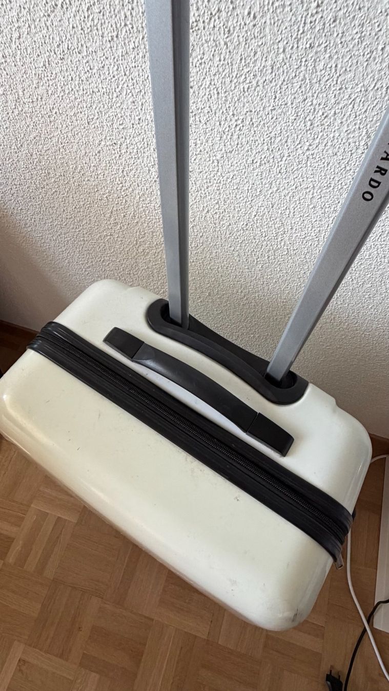 Reisekoffer: Valise rigide Leonardo 59 cm, bon état – Gebraucht aus Genève von dkr_j29m 5