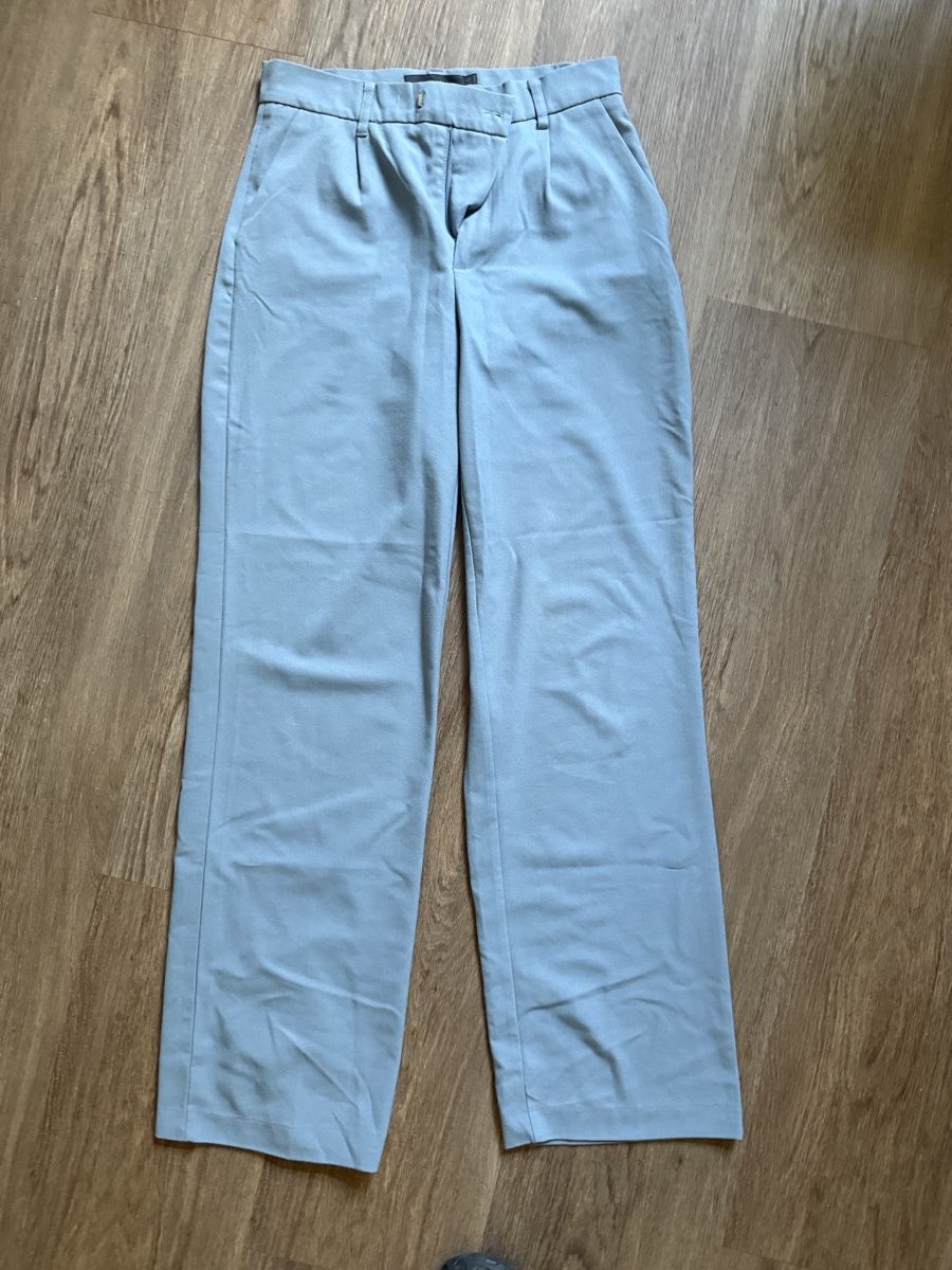Pull&Bear Pantaloni: Pull&Bear Trousers Light Blue Size S Good Condition – Usato da Basel venduto da daniela_closet 1