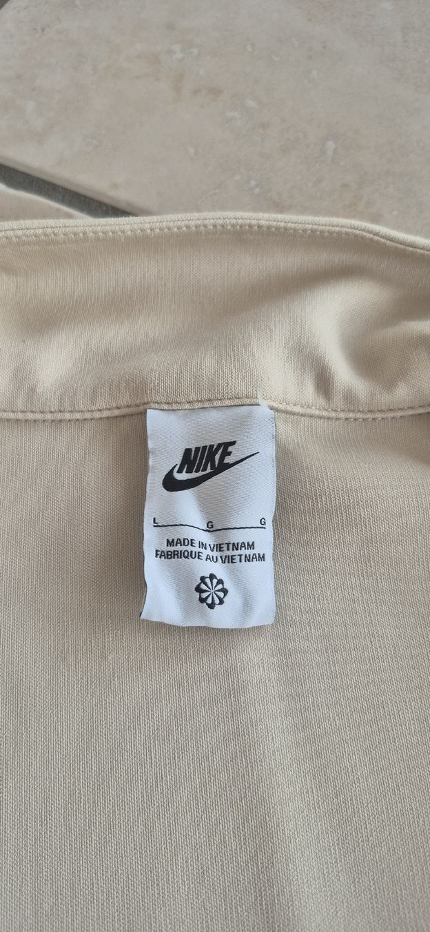 Nike Giacche: Veste Nike taille L, beige et orange – Usato da Moutier venduto da mar_7nrw 3