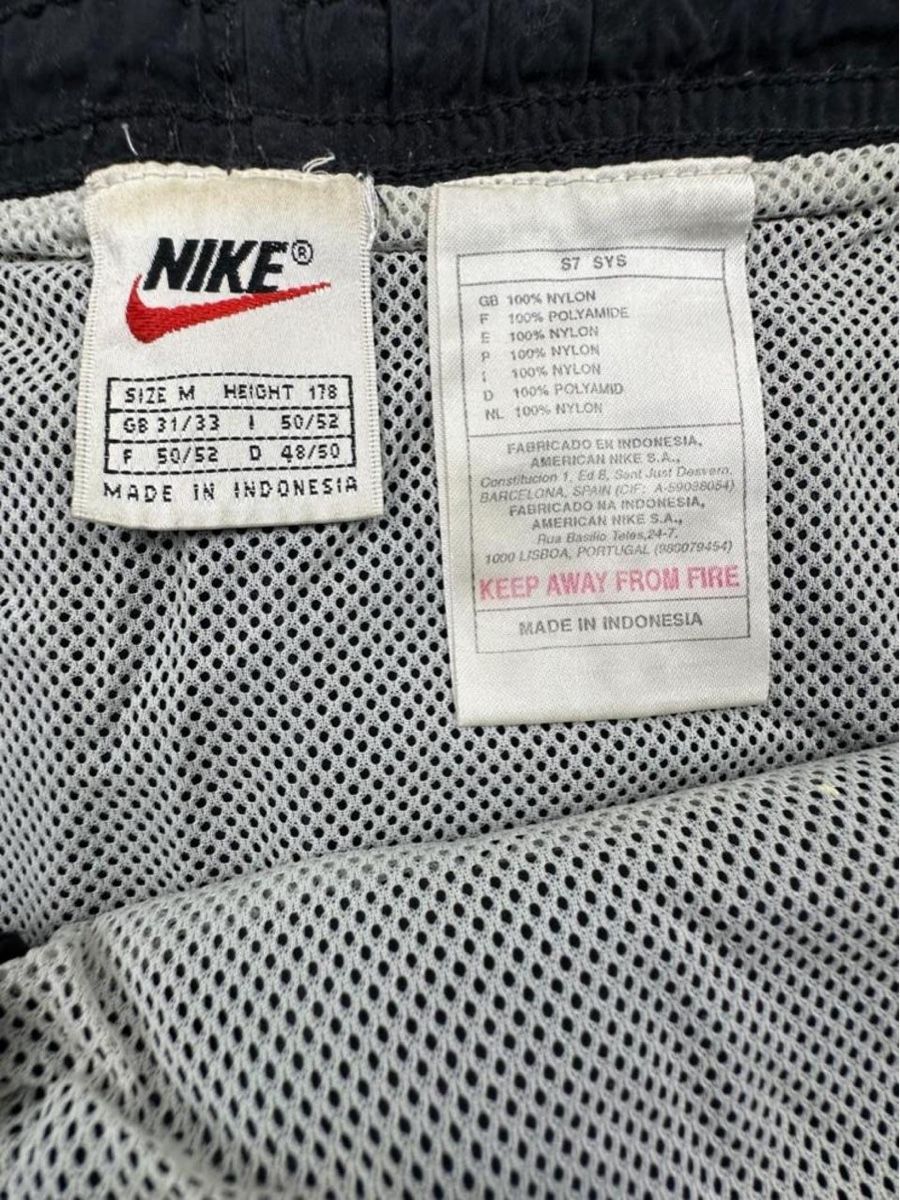 Nike Pantaloni: Nike shorts – Usato da Erlinsbach SO venduto da TogaResell 2