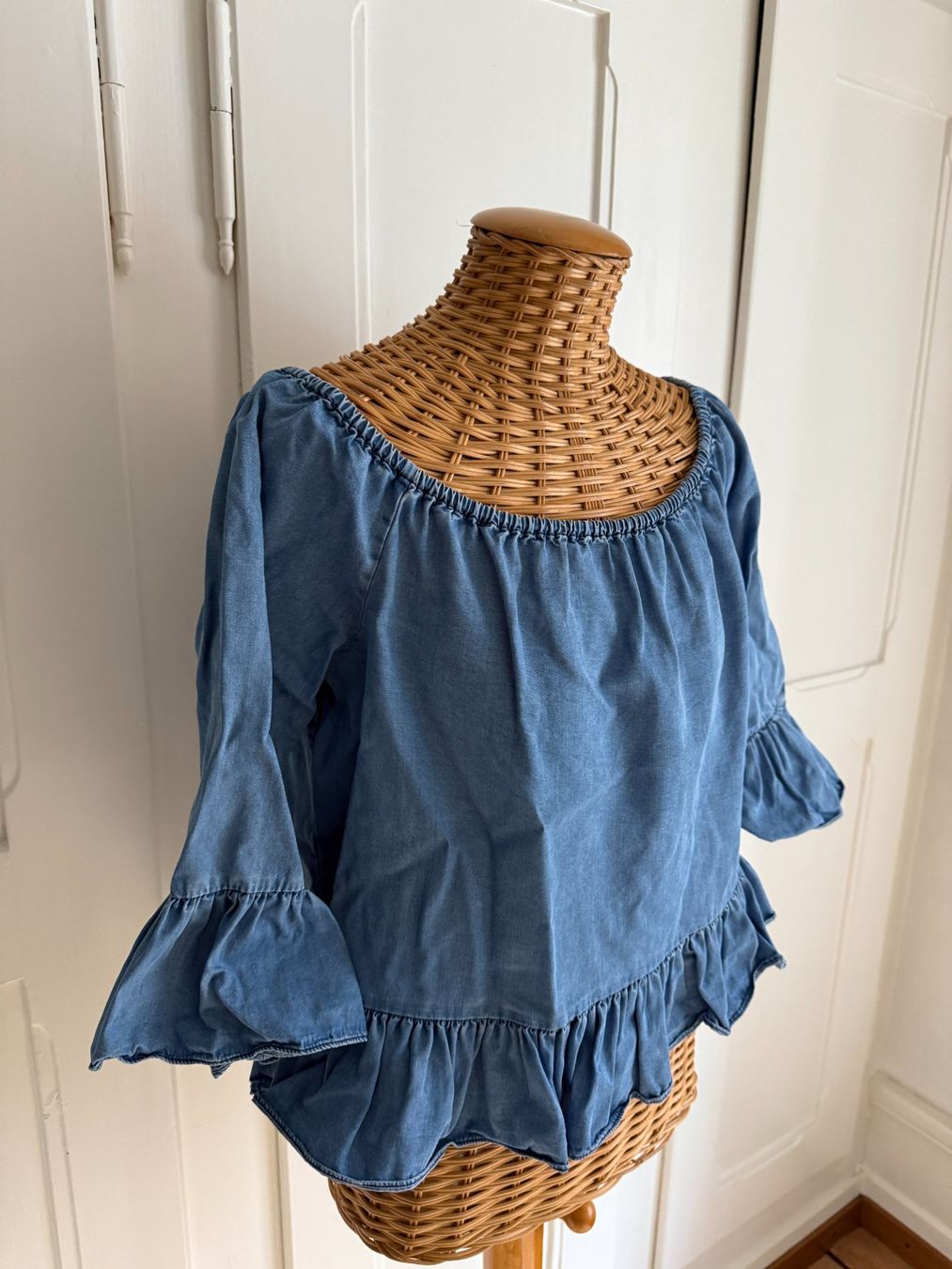 Zara Camicette: ZARA - Jeans Blusenoberteil blau M – Usato da Zürich venduto da Diazaio 1