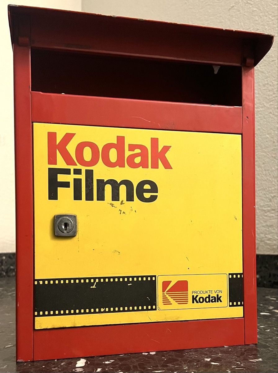 Altro per la casa: Kodak Briefkasten  – Difettoso da Zürich venduto da Gianni