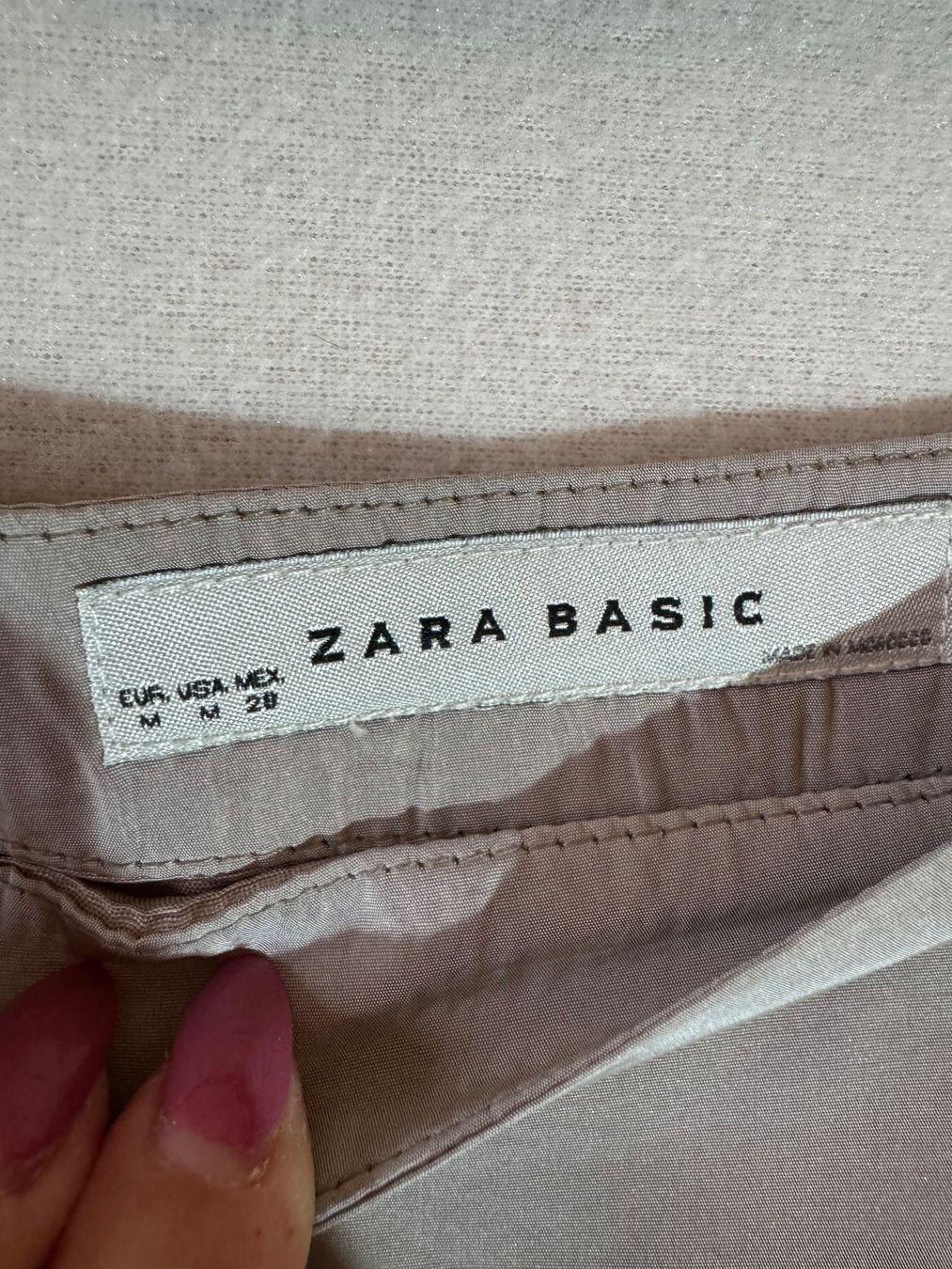 Zara Gonne: Rock von Zara Basic Gr. M – Usato da Grosswangen venduto da second_hand_dress 2