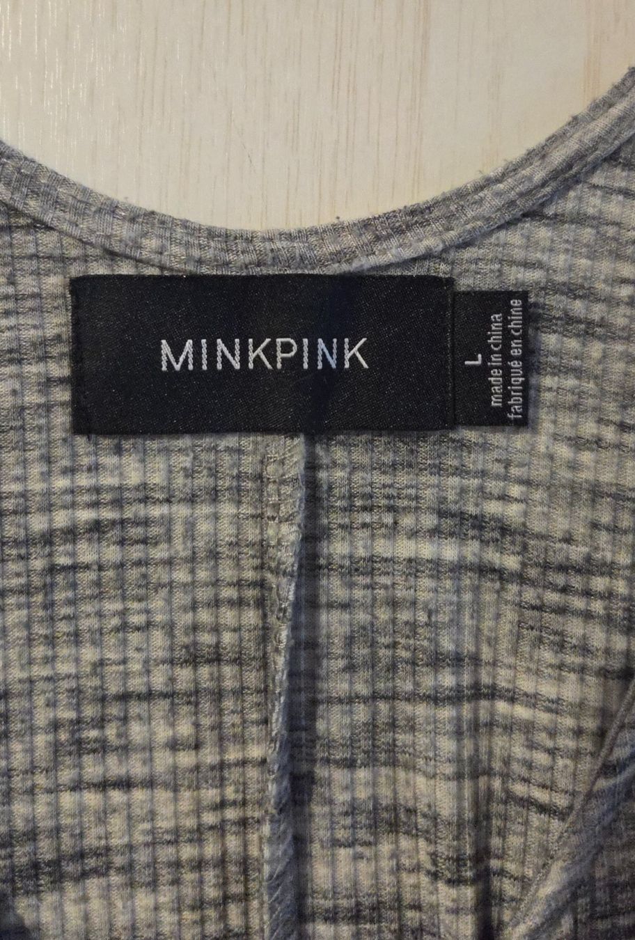 Négligés & Pyjamas: Pyjama-Einteiler von MINKPINK (Grösse L) – D'occasion à Zürich par wile_coyote 4