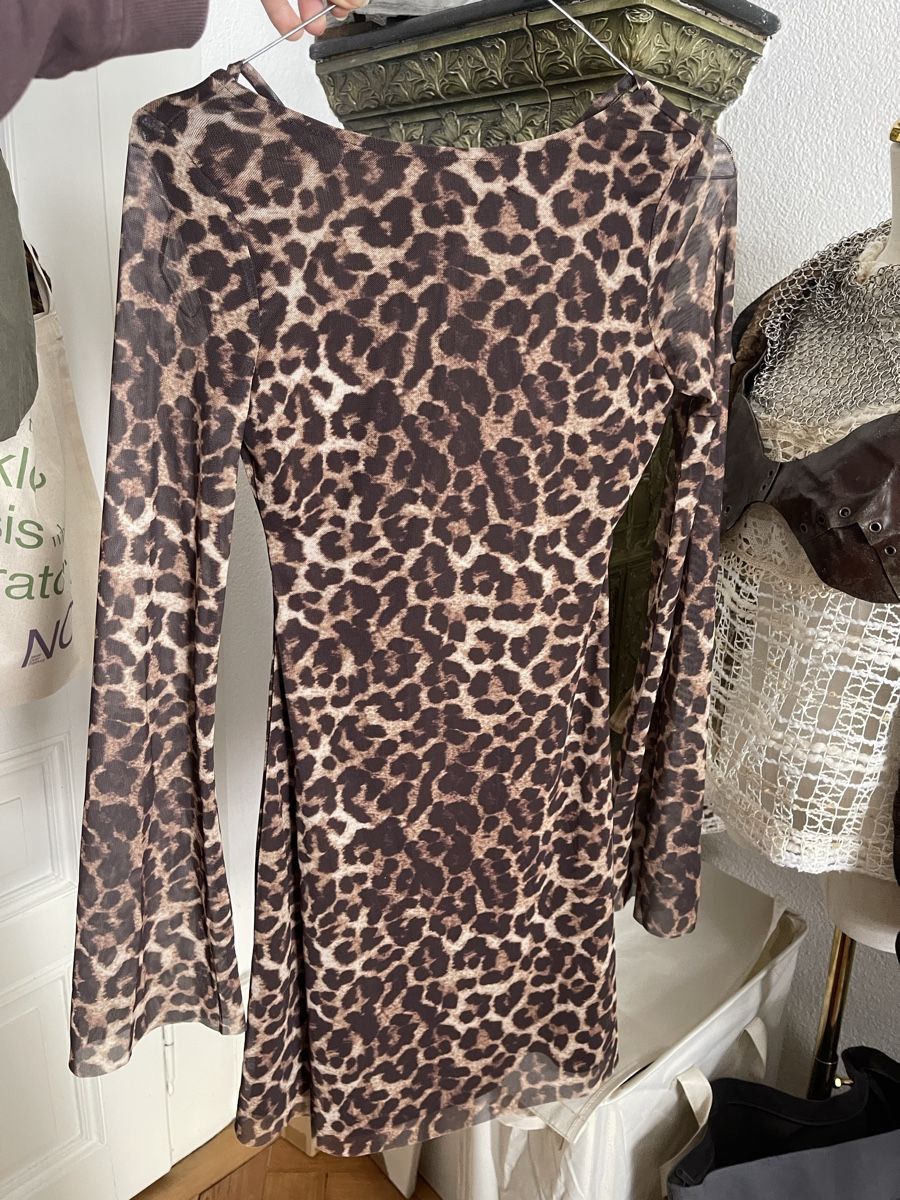 Vestiti: Leopard Mesh dress – Nuovo (secondo la descrizione) da Fribourg venduto da nel_6tdw