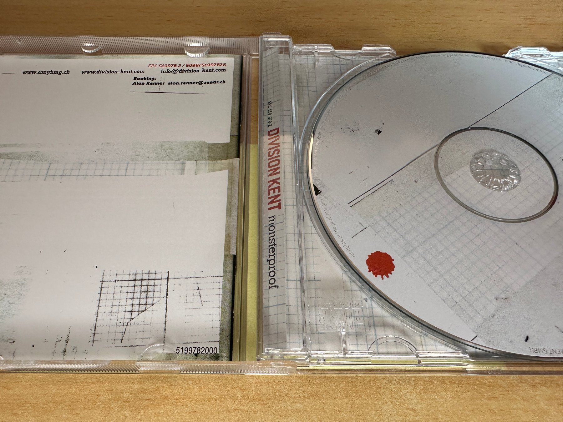 CD: Division Kent – Monsterproof – Usato da Rikon im Tösstal venduto da Alpenmutz 2