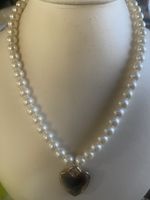 Perlenkette Faux mit Herzanhänger,