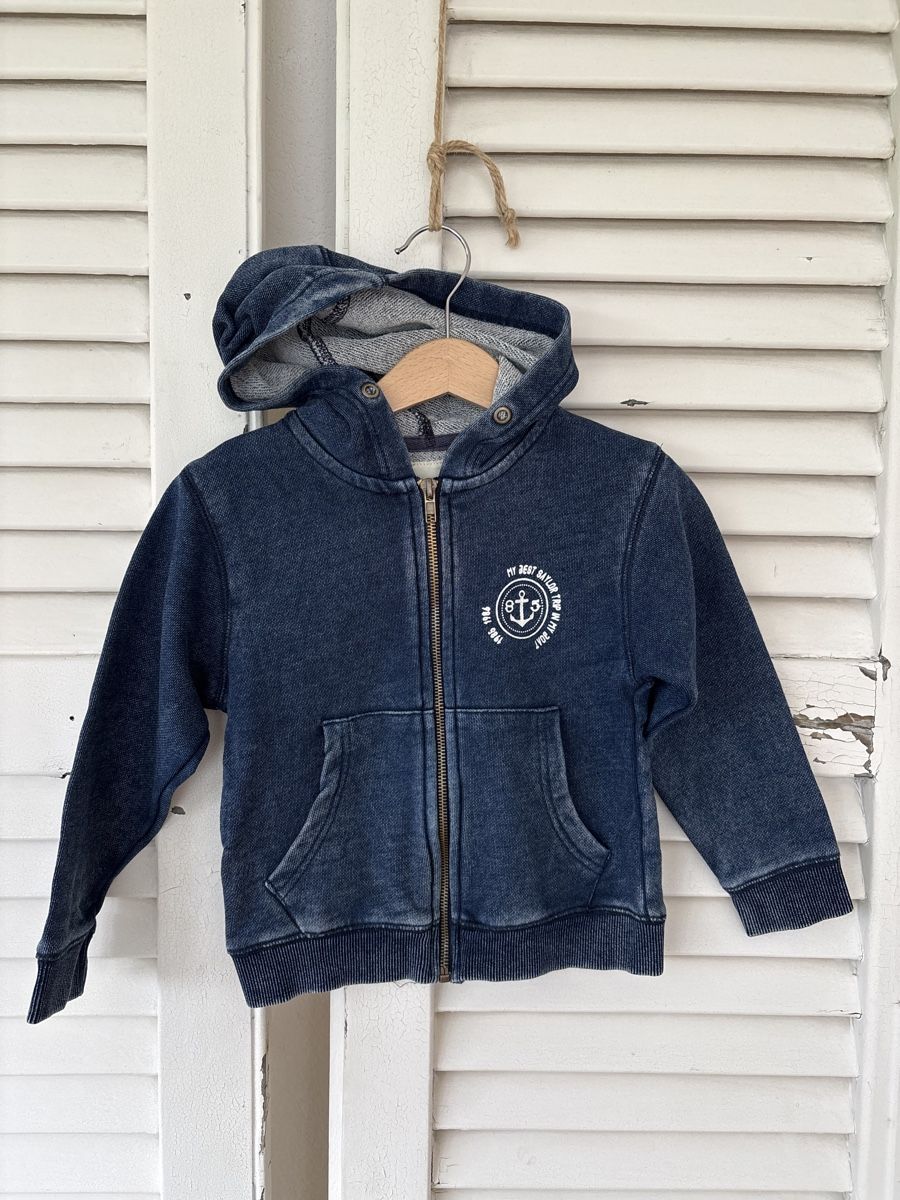 Giacche & Cappotti: Sfera Kapuzen Sweater Jacke 92 – Usato da Mörschwil venduto da Mibasel